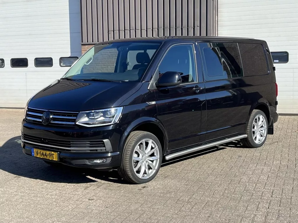 Volkswagen Transporter 2.0 TDI Highline / DSG Automaat / Dubb cabine / Navi / L1H1 / 205 PK / NAP