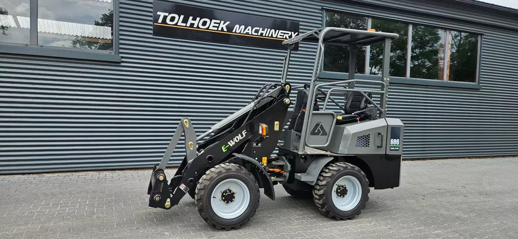 Wolf E 606 electrische shovel