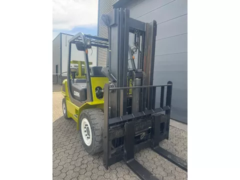 Clark CMP50L 5 ton LPG heftruck