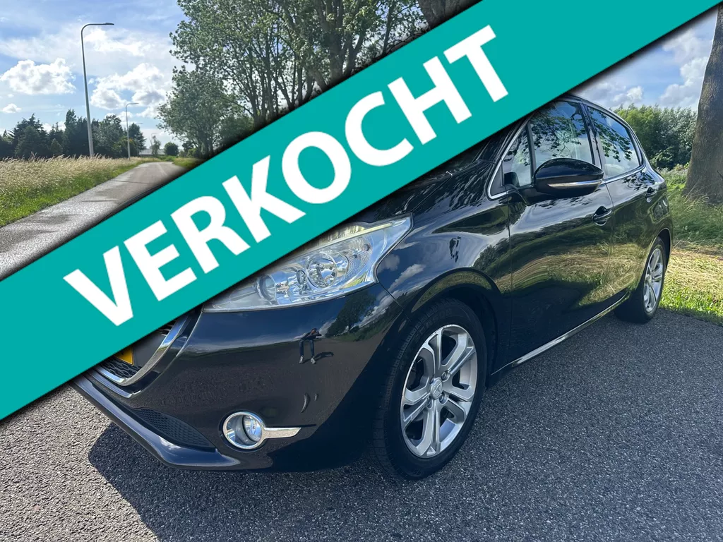 Peugeot 208 1.4 VTi Allure|pano|trekhaak|cruise control|95pk