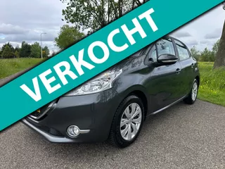 Peugeot 208 1.2 VTi Envy|nw D-riem|trekhaak|navi|pdc|nap