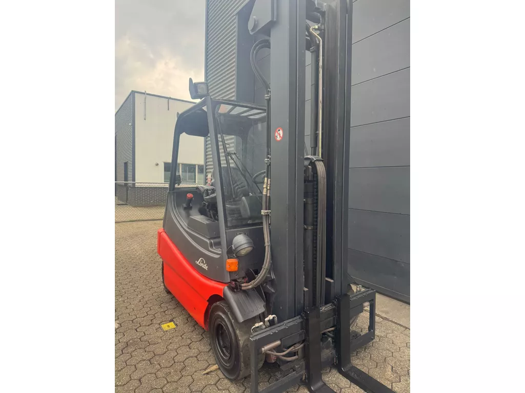Linde E25/02 2,5 ton elektrische heftruck
