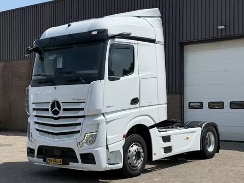 Mercedes-Benz Actros 1942 / Camera / Full spoiler / Only 346.856 km / Navi / New smarttacho Gen2V2 / NL Truck