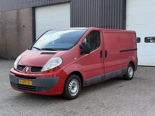 Renault Trafic T29 L2/H1 2.0 DCI 66KW E4 / Generique / Airco / Zijdeur / APK 11-2026 / Trekhaak / 2 x Schuifdeur / 3 zitplaatsen