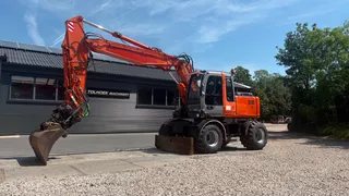 Hitachi ZX 160 W