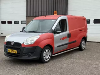 Fiat Dobl&ograve; Cargo 1.4 T-Jet Natural Power Maxi / Ge&iuml;soleerde laadruimte