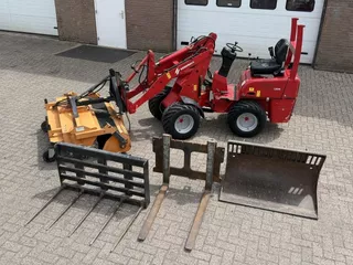 Weidemann 1130 / 1213 uur !! / Rolbezem / Palletvorken / Riek / Dichte bak