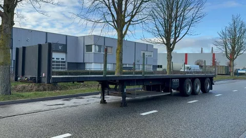 Jumbo 2B0032 / Stuuras / BPW / Drumbrakes / 13.60 / NL Trailer