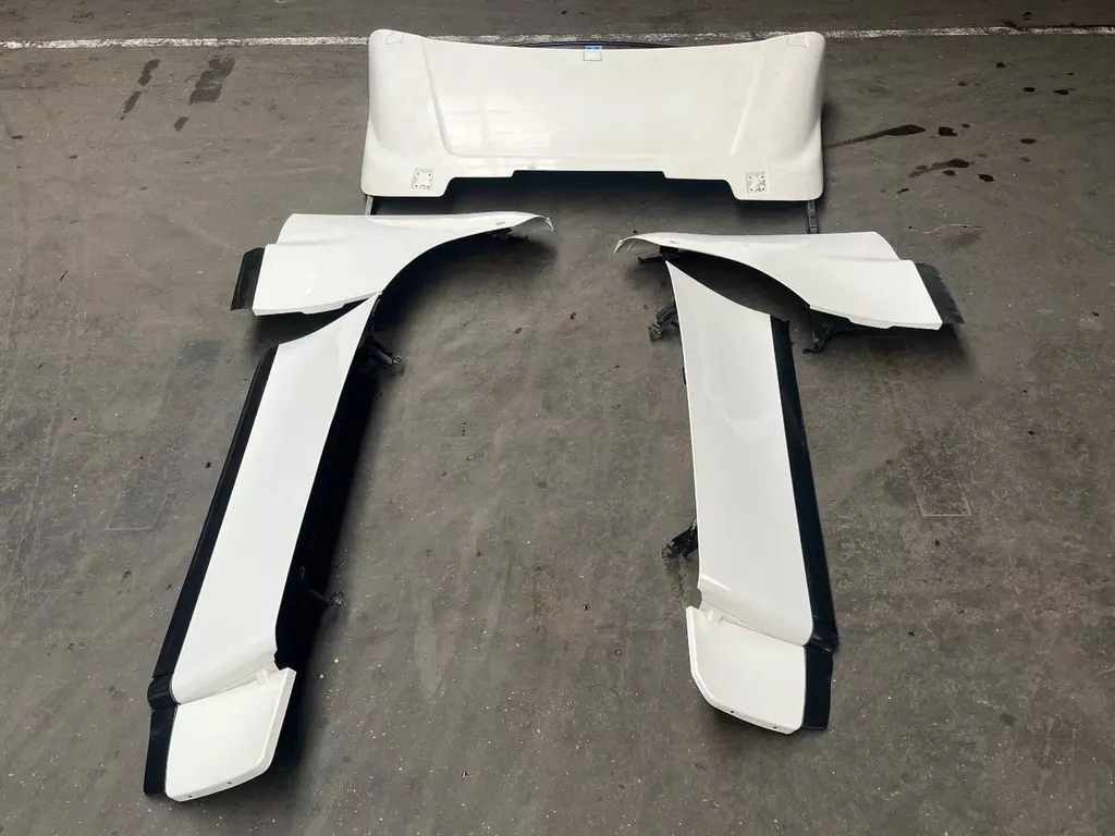 Scania R Spoilerset Highline Complete set incl. dagbeugel en cabinesteunen