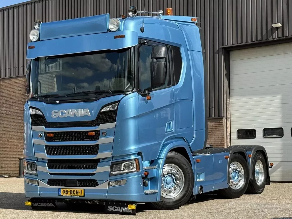 Scania R R450 / Retarder / Full air / Special interior / Full spoiler / 6x2 / PTO / New smarttcho Gen2V2 / NL Truck
