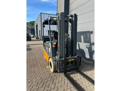 Still R60-25 2,5 ton elektrische heftruck