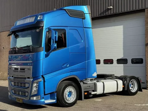 Volvo FH 420 / Lowdeck Mega Jumbo / Full air / VEB+ / 2 x Tank / Smarttacho Gen2V2 / NL truck
