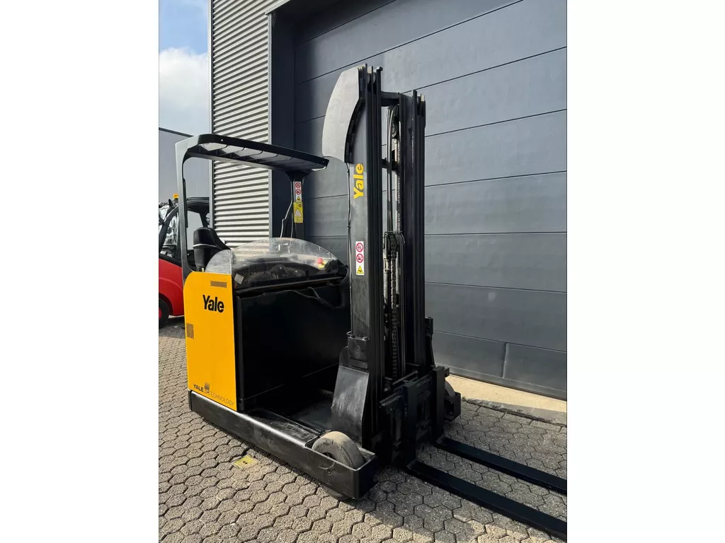Yale reachtruck MR16 1,6 ton reachtruck