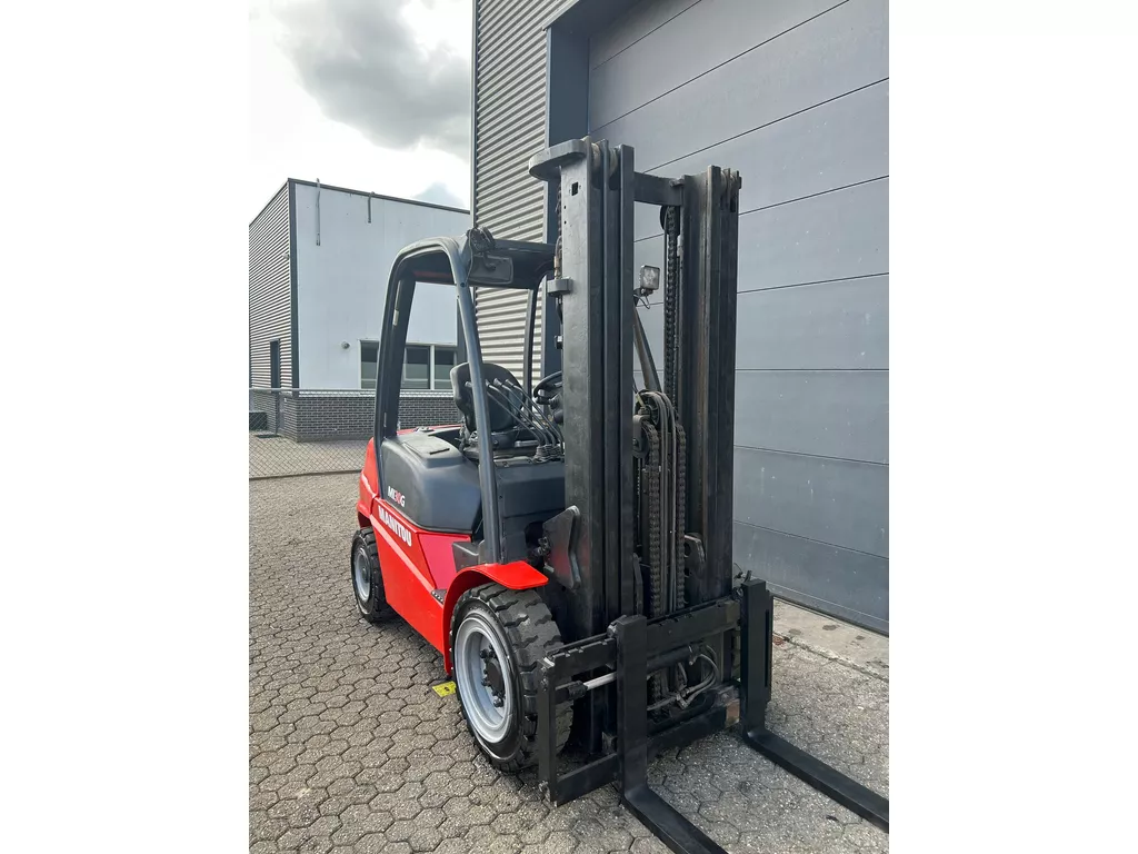 Manitou MI 30 3 ton diesel heftruck