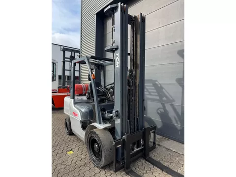 TCM UG1F2A35DU 3,5 ton LPG heftruck