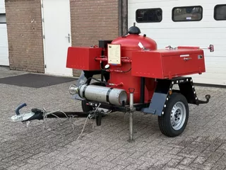 Diversen G250 Total G250 Poederblus aanhangwagen incl. slangen en bluspistolen. Eigen druktank