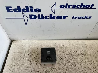 Diverse 12 0601 FLAG REGELAAR 28V-4 PIN (NIEUW)