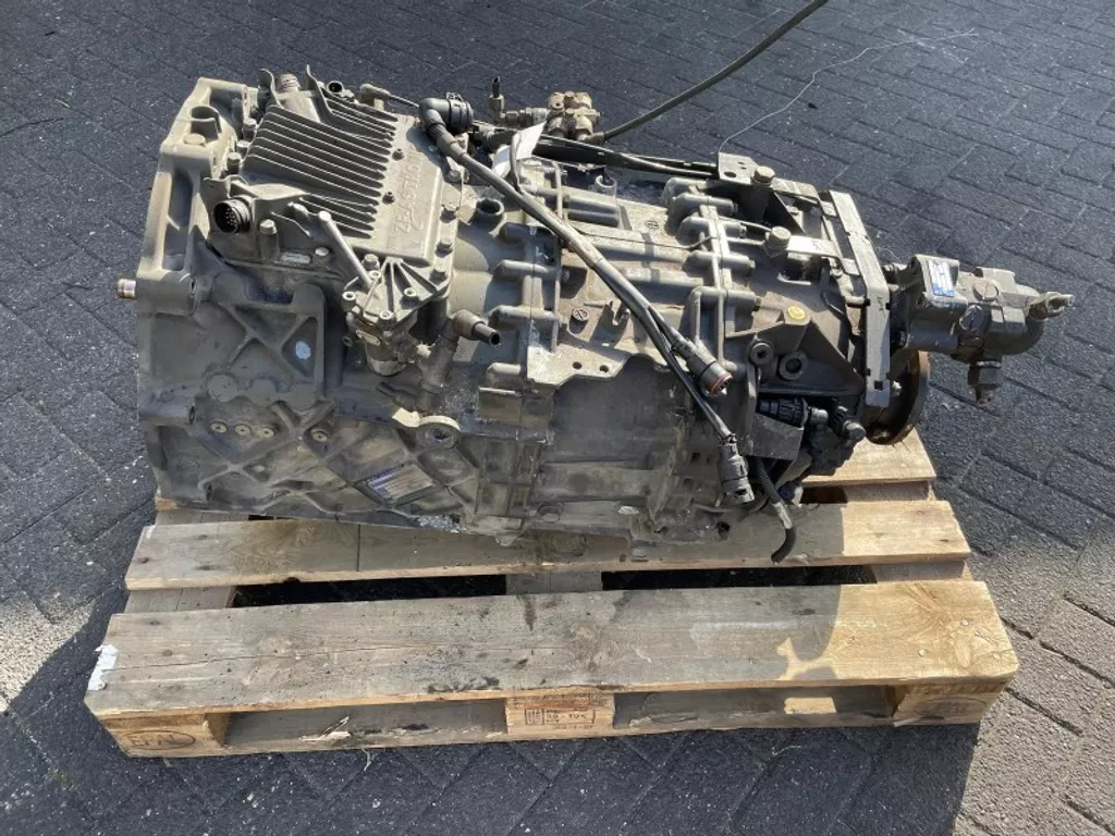 Ginaf ZF ASTRONIC 16AS2630TO 14,12-0,83