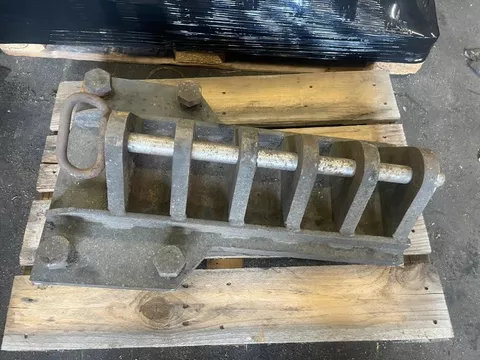 Diverse TREKHAAK MET VERSCHILLENDE STANDEN