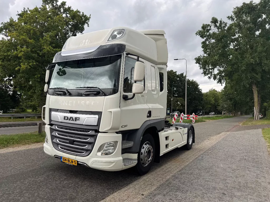 DAF CF 410 Spacecab 2