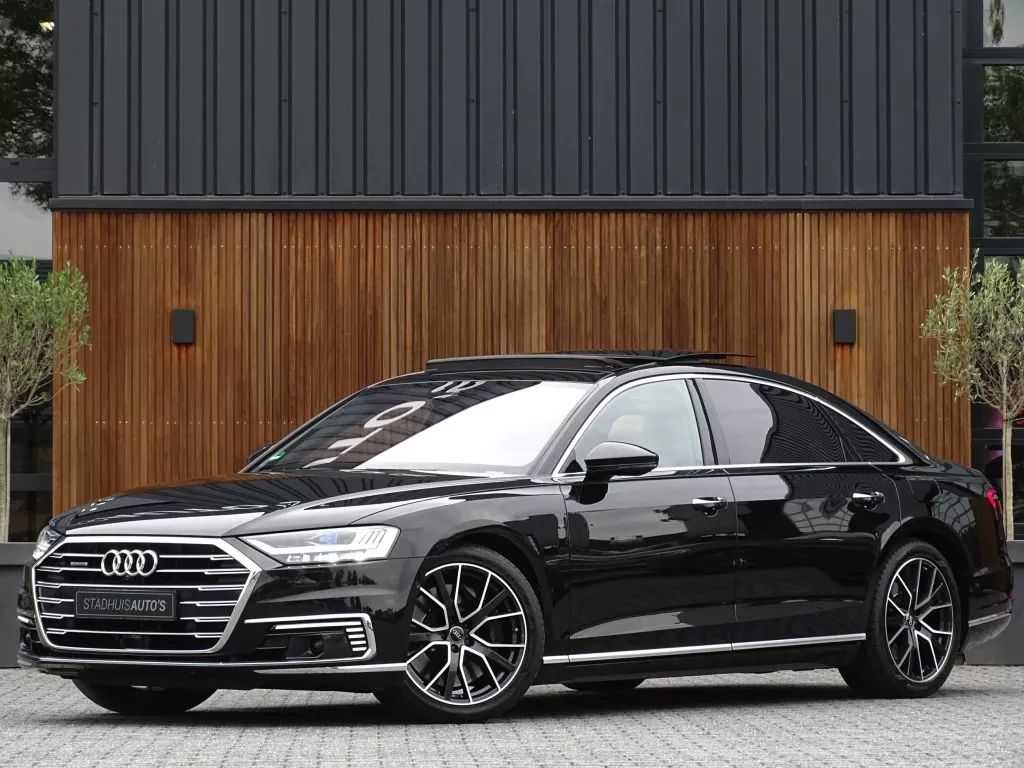Audi A8 60 TFSIe LANG 449PK Quattro / Audi Exclusive / Laser / B&amp;O