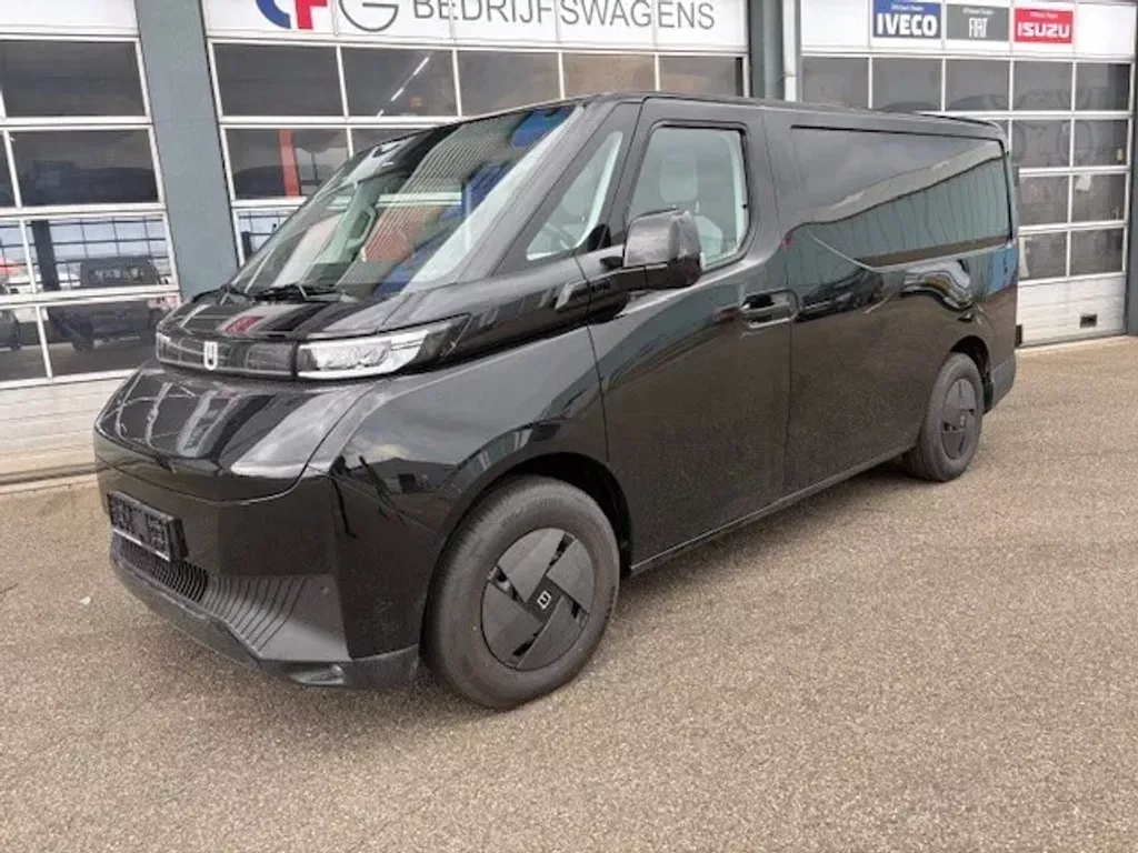 Farizon SV L1H1 83Kw Black