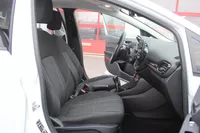 Ford Fiesta 1.1 Trend  Styling en Navigation Pack | Driver Assistance Pack 1| Apple CarPlay | Cruise | 16" | PDC | DAB Foto