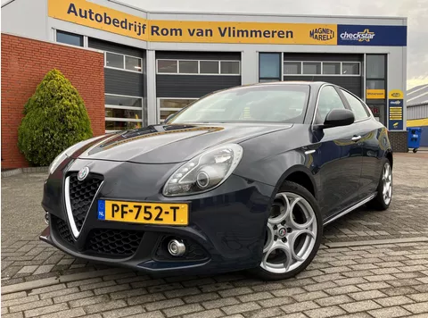 Alfa Romeo Giulietta 1.4 Turbo MultiAir Super | Super onderhouden | Trekhaak |