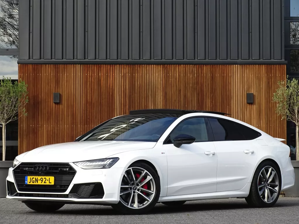 Audi A7 Sportback 55 TFSIe 367PK Quattro S-Edition / Matrix / 360&deg;/ B&amp;O
