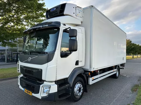 Volvo FL 250 CARRIER SUPRA 750 MT + LIFT + EURO 6 + APK/TUV + 234.099 KM + AIRCO