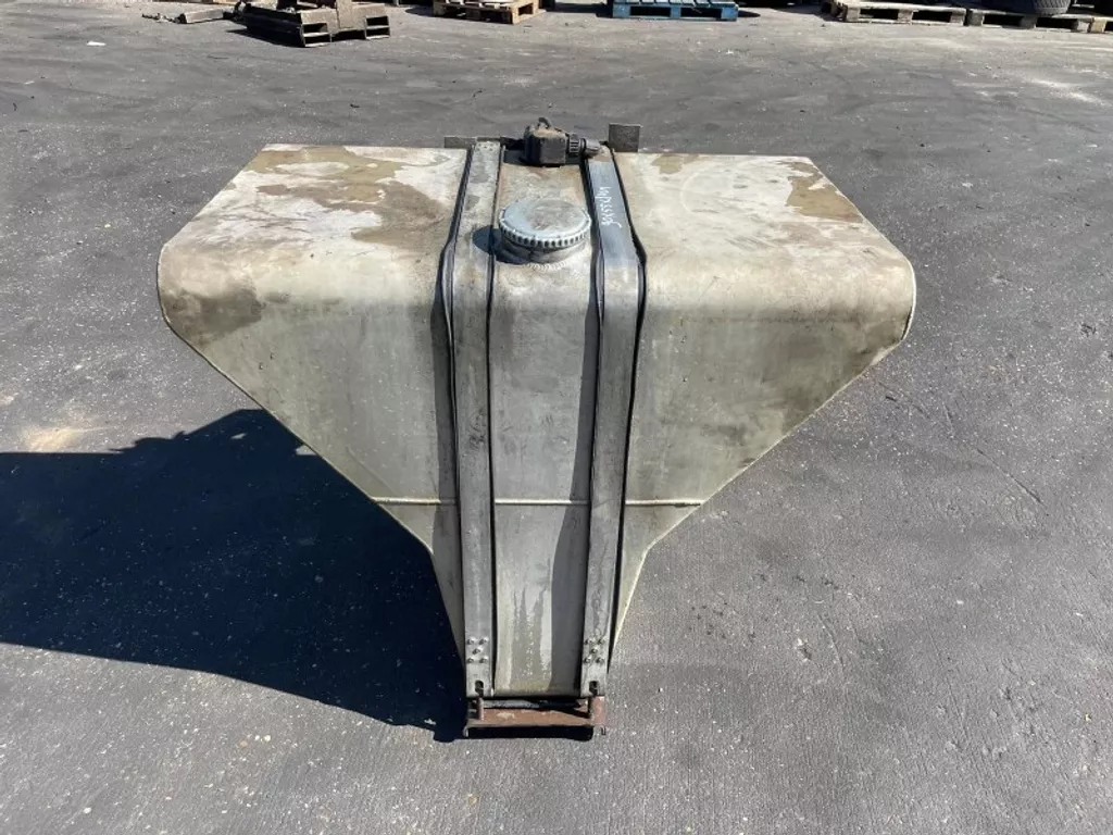 Ginaf T-BRANDSTOFTANK INCLUSIEF BEUGELS 90X55X75 CM