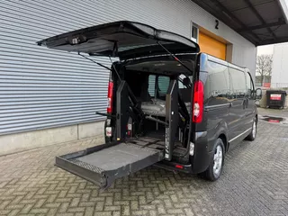 Renault Trafic 2.5 dCi T29 L1H1 150PK Automaat Rolstoelvervoer