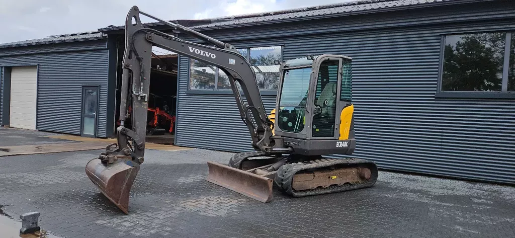 Volvo ECR 48c