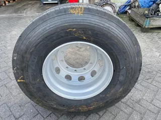 Goodyear KMAX S 315/80R22.5 (ALS NIEUW)