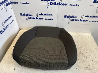 DAF 2200646 ZITKUSSEN (ALS NIEUW)