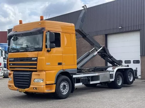 DAF XF 105 - 460 / Manual / Hooklift Haaksysteem Leebur / Euro5 / 6x2 / 675.347 KM / 10 Wheels / NL Truck