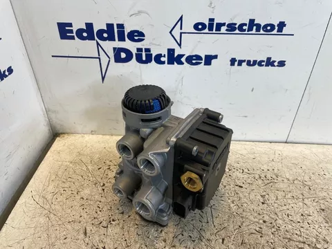 DAF 1747137 TRAILER CONTROL VALVE WABCO 4802040310 (NEW)