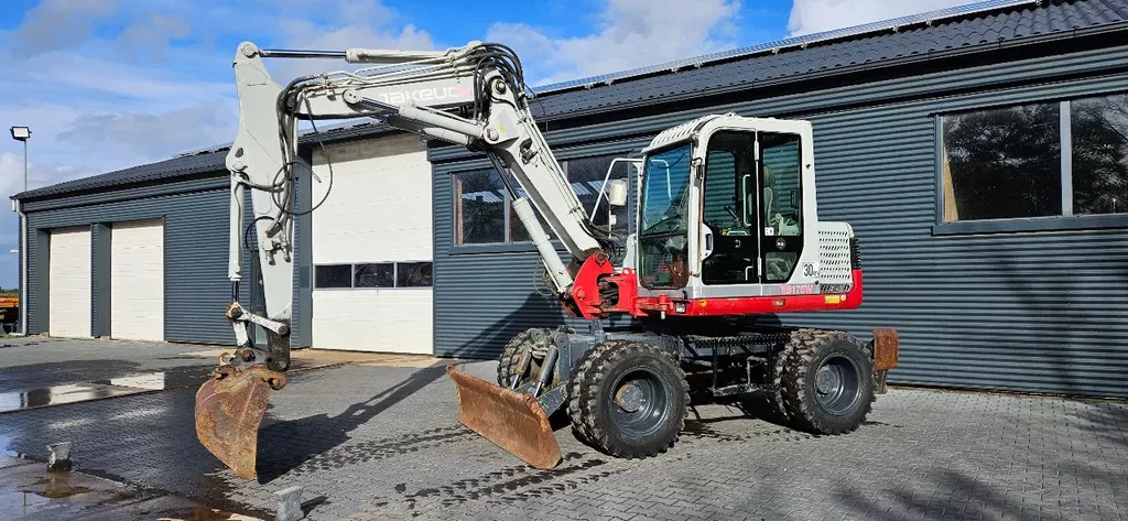 Takeuchi TB 175W Takeuchi TB 175W