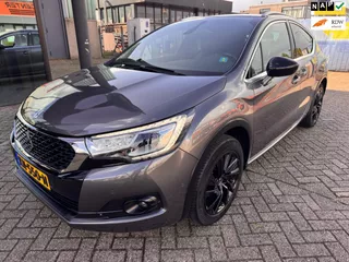 DS4 Crossback 1.2 PureTech Chic / Navi / Camera / LaneAssist / PDC / Trekhaak