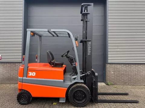 Toyota FBMF 30 3 ton elektrische heftruck