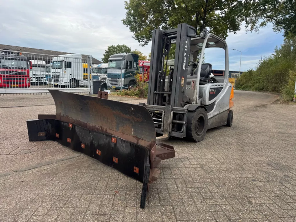 Diverse SNEEUWSCHUIVER