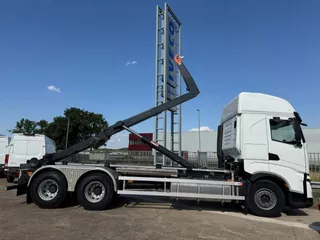 Iveco X-WAY 570 6x2 hooklift 30 ton