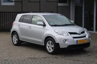 Toyota Urban Cruiser 1.3 VVT-i Dynamic Clima/N.A.P. Nieuwe apk!!