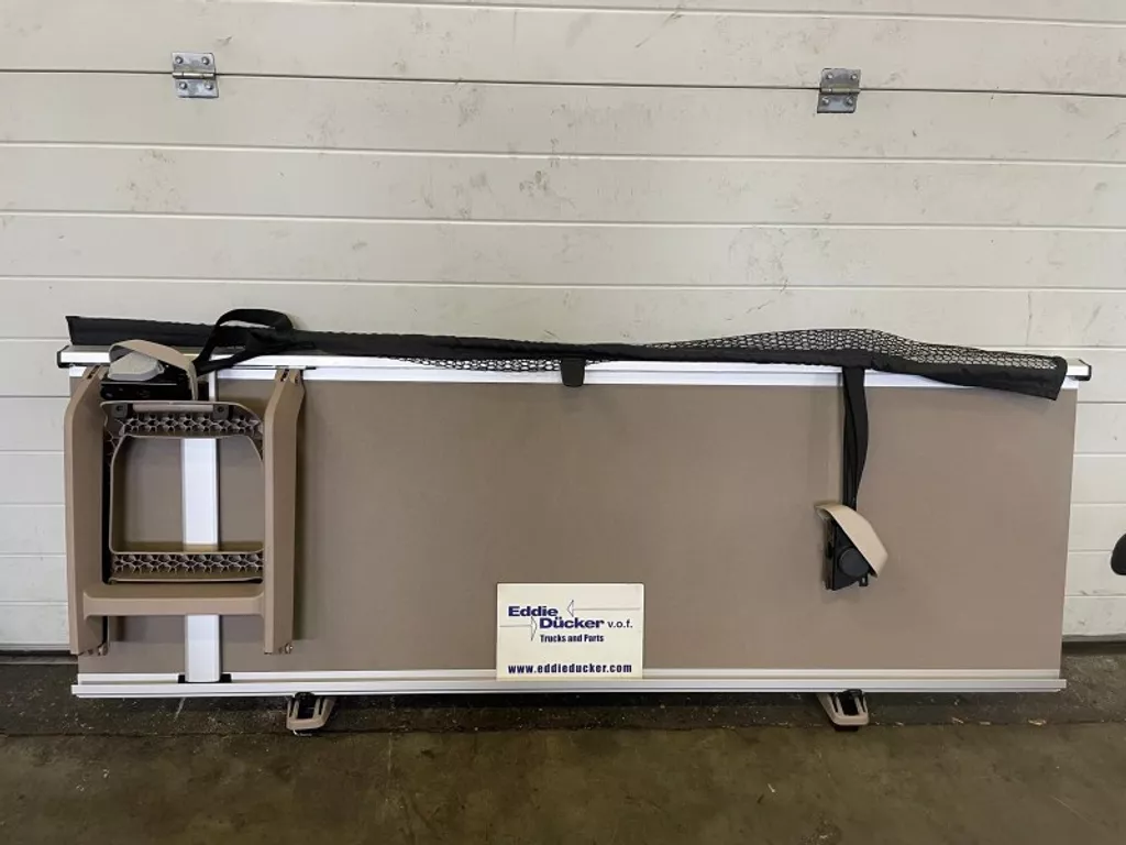 DAF 2248361 BOVENBED ZONDER MATRAS (ALS NIEUW)