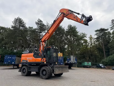 Doosan DX170W-5