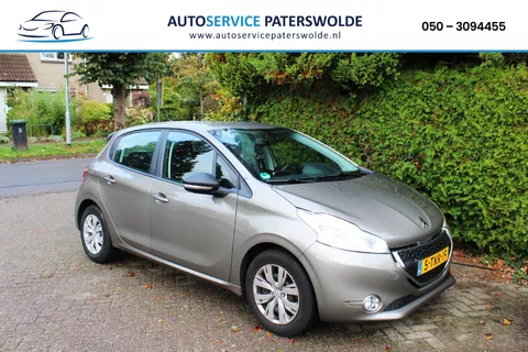 Peugeot e-208 1.2 e-VTI Envy