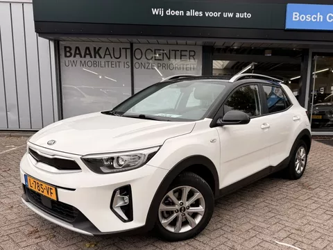 Kia Stonic 1.0 T-GDi MHEV DynamicLine | Camera | Carplay
