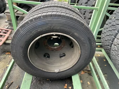 Goodyear REGIONAL RHS II 205/75/17.5 SET