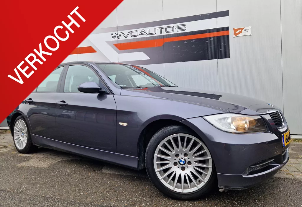 BMW 3-serie 320i Executive
