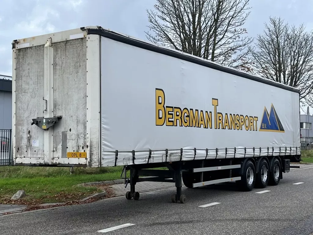 Renders B302 / Schuifzeil / Schuifdak / BPW Discbrakes / Tautliner /NL Trailer